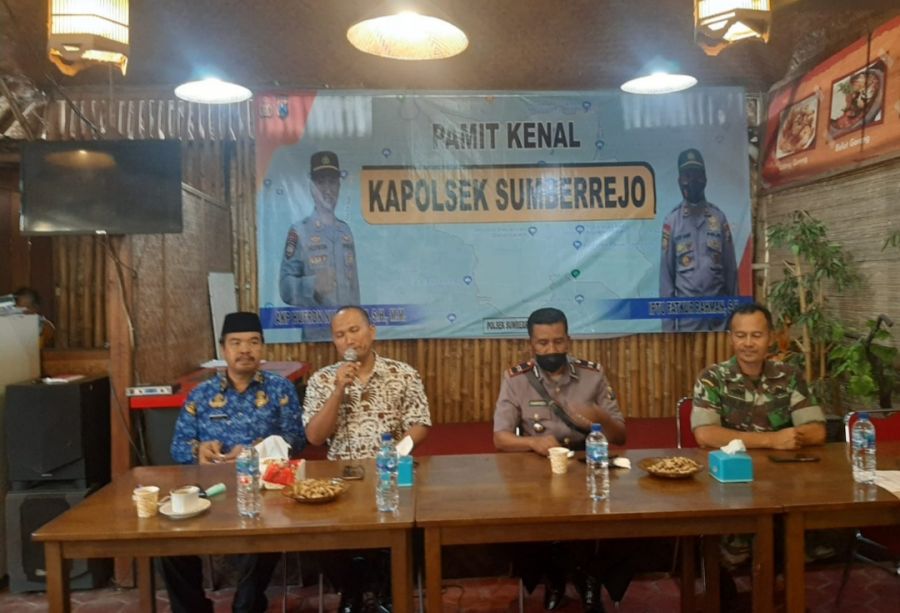 Jabat Sebagai Kasat Intelkam, Tiga Pilar Plus Sumberrejo Lepas AKP Hufron Sebagai Kapolsek