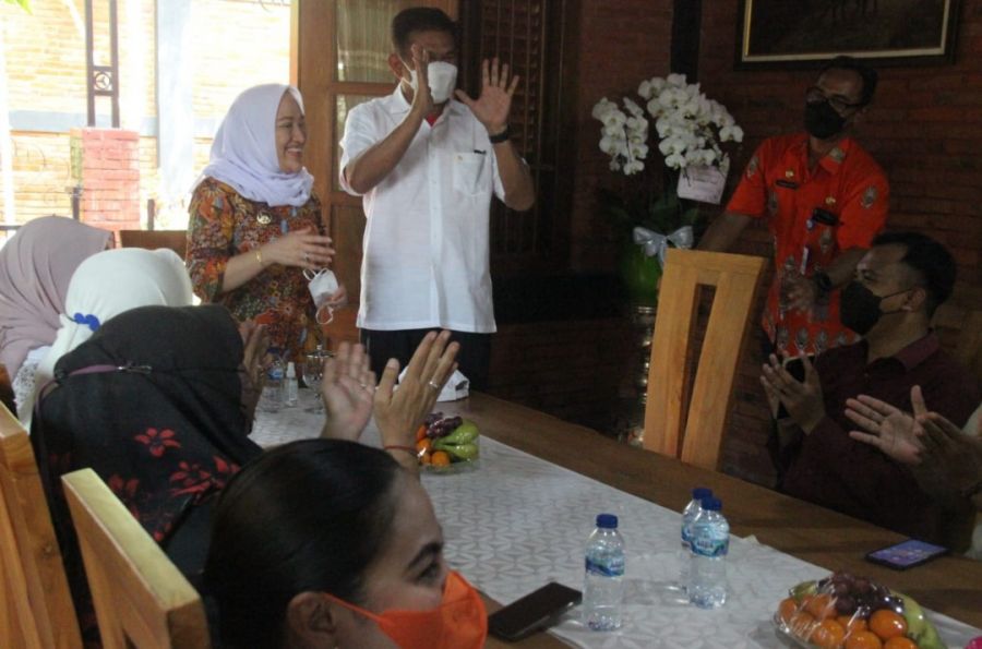 Jadi Kado Ultah Bupati Bojonegoro, IKM Pemkab Bojonegoro Raih Kategori Sangat Baik