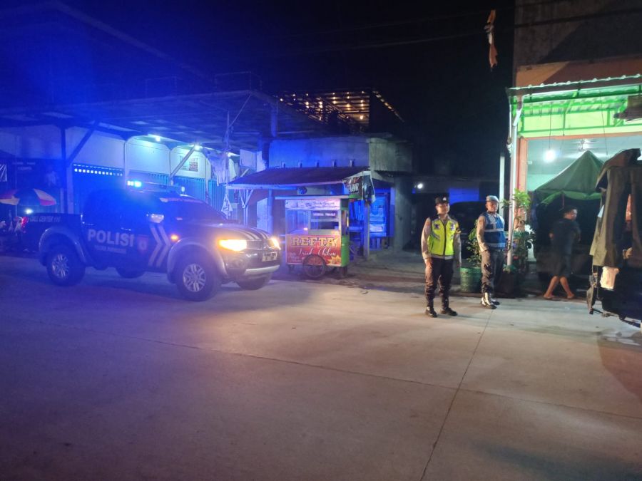 Jajaran Polsek Purwosari Polres Bojonegoro Patroli Antisipasi Tindak Kriminalitas Malam Hari