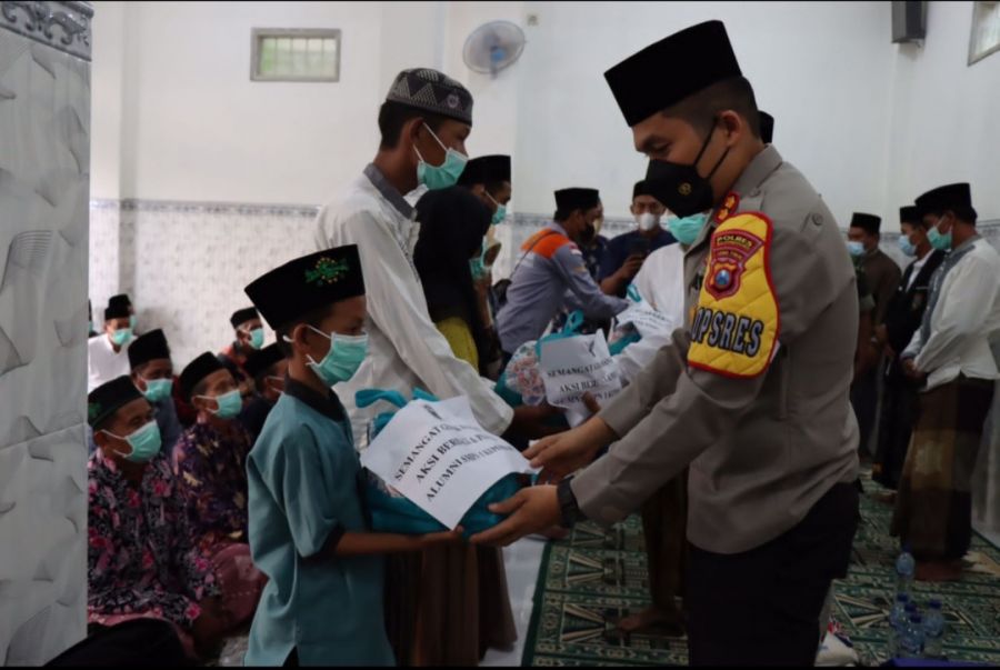 Jalin Silaturahmi, Kapolres Bojonegoro Temui Pengasuh Ponpes Mambaul Falah