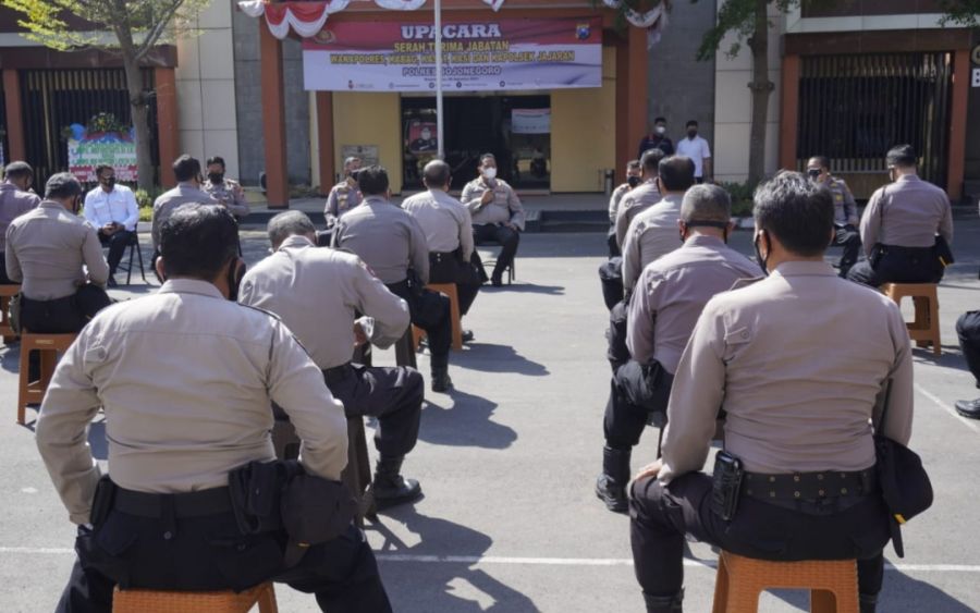 Jam Pimpinan, Kapolres Bojonegoro Berikan Arahan Pada PJU Dan Kapolsek