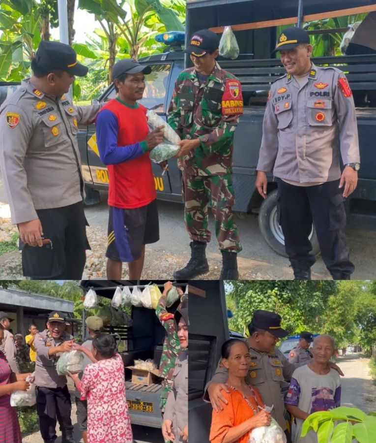 Jum’at Berkah, Polsek Kalitidu Polres Bojonegoro Bagikan Sayur Gratis