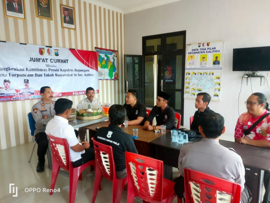 Bersama Insan Pencak Silat, Kapolsek Kalitidu Polres Bojonegoro Ajak Tingkatkan Kondusifitas