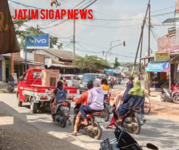 Masyarakat Jember keluhkan Lalu Lintas Sering Terjadi Kemacetan