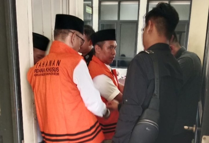 Kades Mlati Mojo Kediri Dijerat Pasal Penyertaan Suap Perangkat Desa
