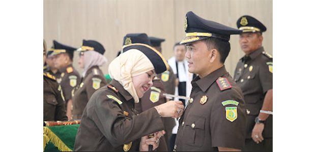 Kajati Jatim Pimpin Sertijab Wakajati, Asisten dan 12 Kajari