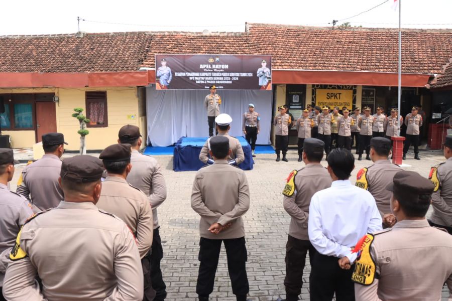 Kapolres Bojonegoro Pimpin Apel Rayon Minta Anggotanya Sosialisasi ke Gen Z 