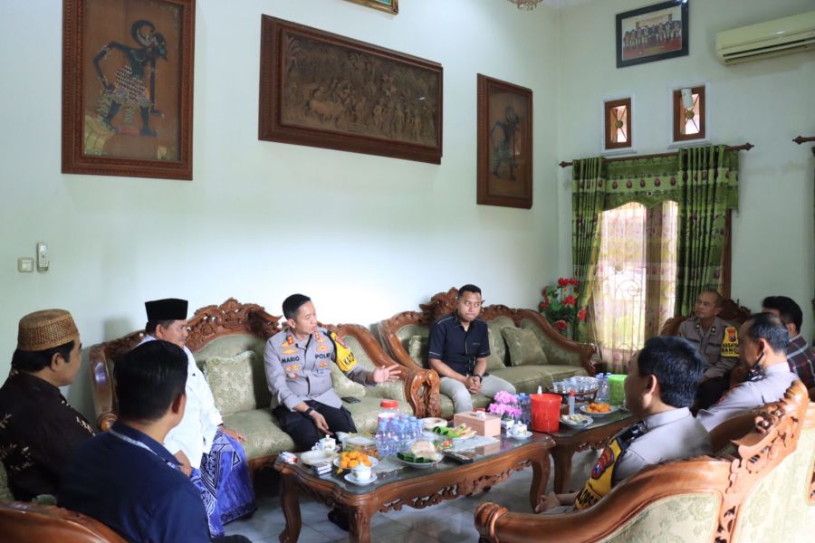 Kapolres Bojonegoro Silaturahmi dengan FKUB Sampaikan Mari Bersama-sama Jaga Bojonegoro