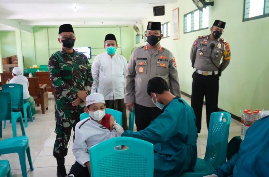 Kapolres Dan Dandim Cek Vaksinasi Massal di At Tanwir