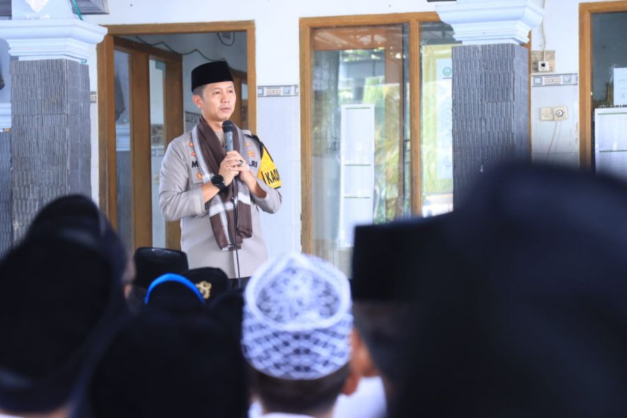 Kapolres Sowan ke Kiai, Santri Berharap Doa agar Bojonegoro Terus Kondusif
