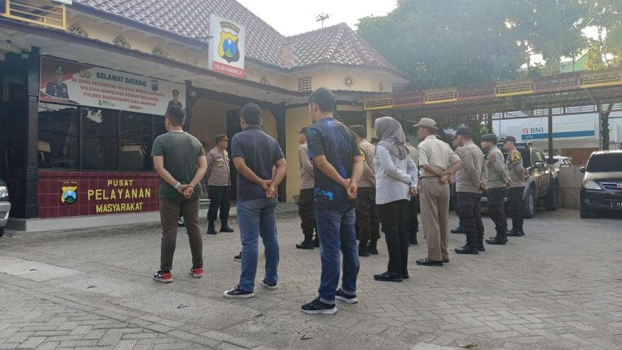 Kapolsek Sumberjo Polres Bojonegoro Pimpin Apel Pengamanan Perayaan Natal di Wilayah Sumberrejo