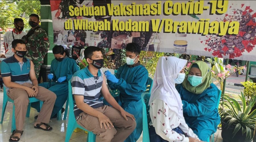 KBT Kodim Bojonegoro Terima Vaksinasi Tahap Dua