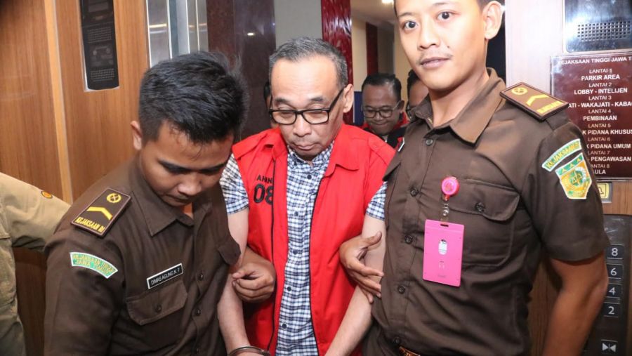 Kejati Jatim Jebloskan Dirut PT INKA ke Gereja Besi