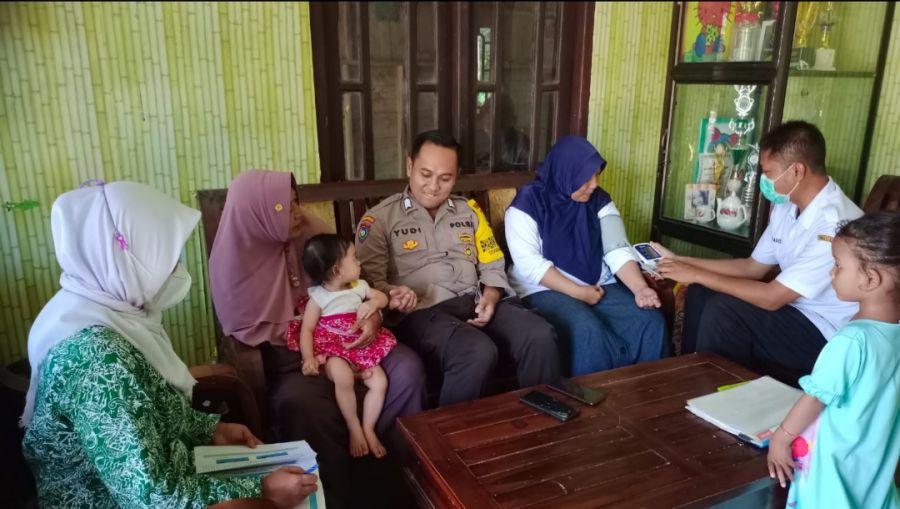 Kemenkes Turunkan Tim Untuk Asistensi Keluarga Gizi di Desa Karangdinoyo