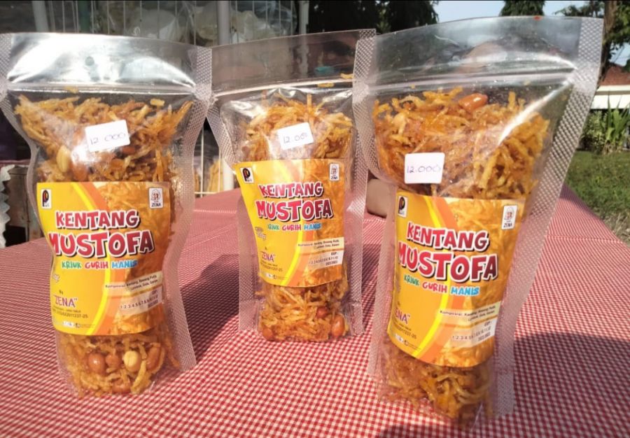 Kentang Mustofa Kriuk, Camilan Gurih dan Manis di Bazar Murah Ramadhan Bojonegoro