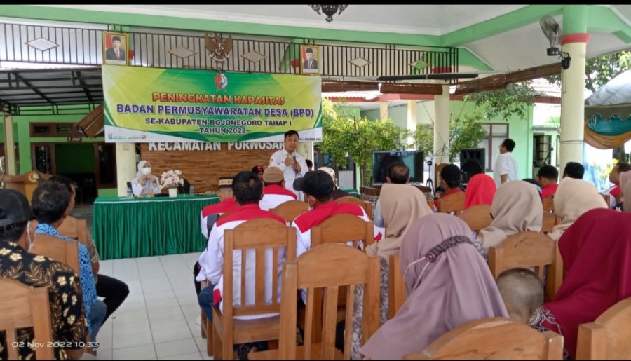 Kepala Dinas Pemberdayaan Masyarakat dan Desa Machmuddin saat Sosialisasi Peningkatan Kapasitas BPD