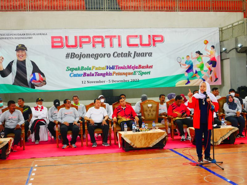 Kicf Off Bupati Cup 2022 “Cetak Juara” di GOR Utama Bojonegoro