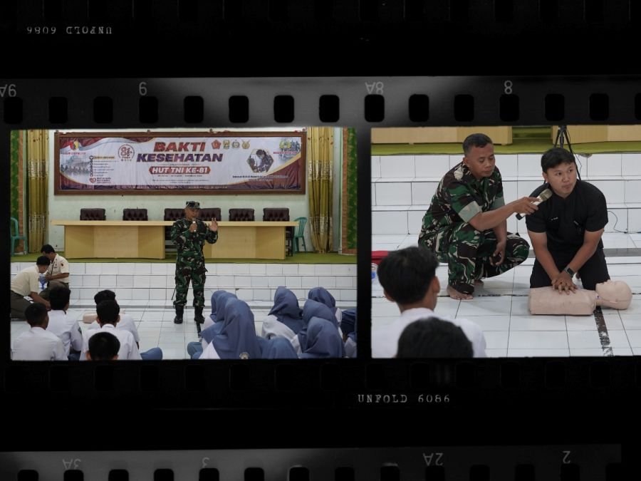 Kodim 0813 Bojonegoro bersama Polkes bekali Ratusan Pelajar Jurus Penyelamat 'AMAN–CPR'