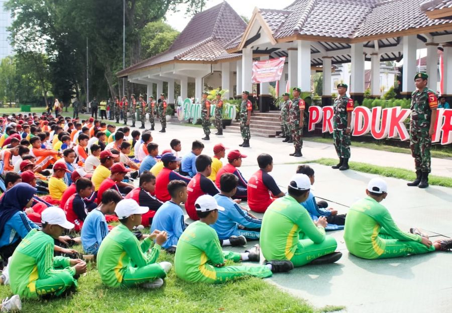 Kodim 0813 Bojonegoro Gencarkan Penguatan Bela Negara Generasi Muda Sejak Dini