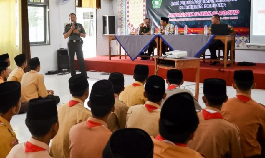 Kodim 0813 Bojonegoro Kampanyekan Penerimaan TNI Angkatan Darat Khusus Jalur Santri dan Lintas Agama