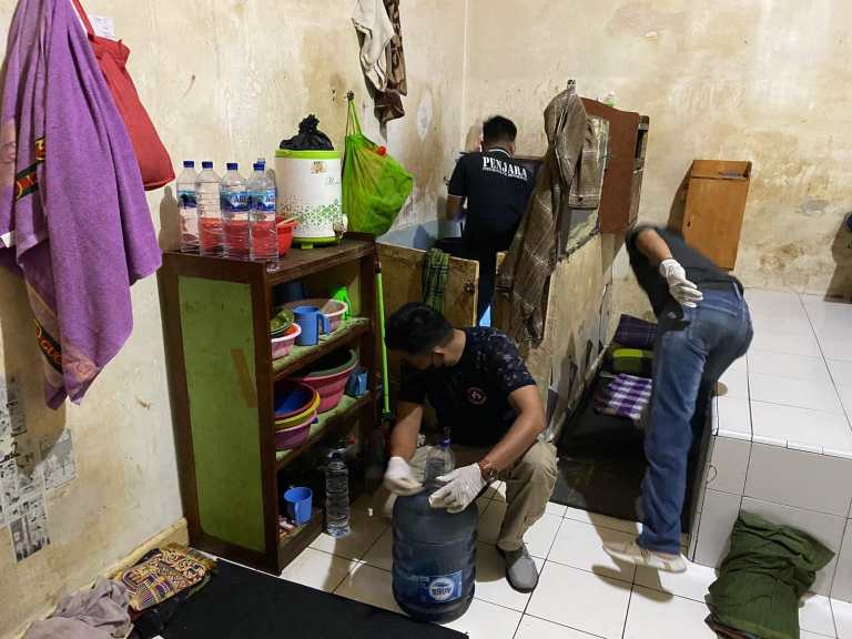 Lapas  Bojonegoro Gelar Operasi Penggeledahan Kamar Hunian Warga Warga Binaan