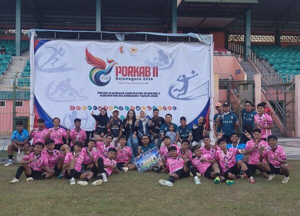 Kontingen Kecamatan Balen Raih Medali Emas Cabor Sepak Bola pada Porkab II Bojonegoro