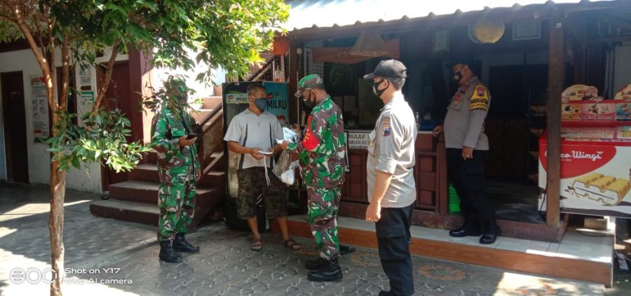 Koramil Karangmalang Patroli Siang Malam Himbau Pakai Masker dan Cegah Kerumunan