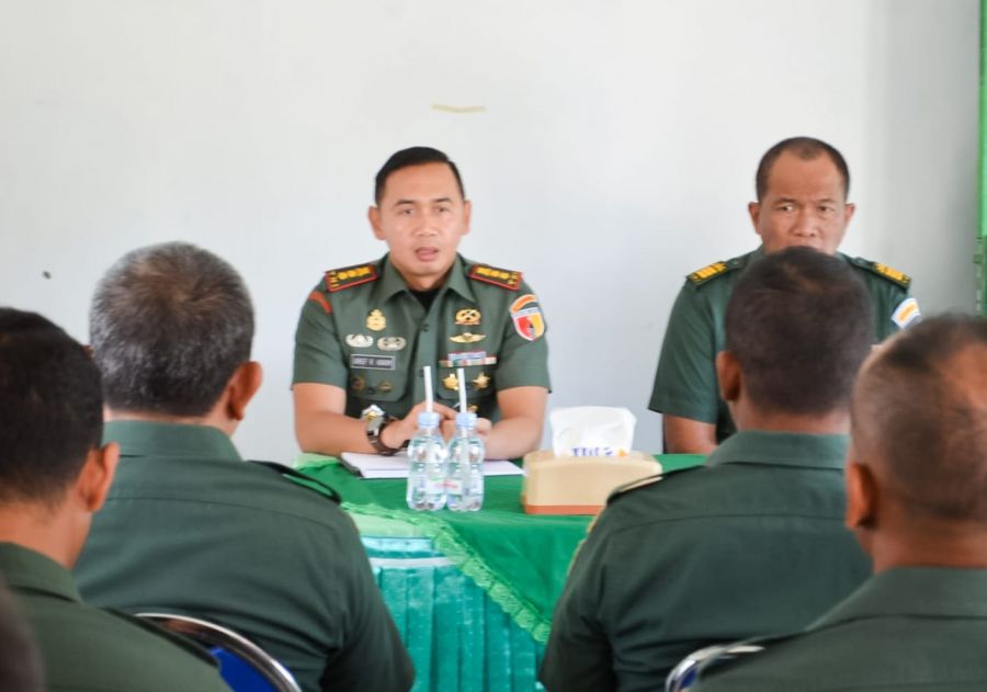 Kunjungi Koramil Jajaran, Dandim Bojonegoro : Babinsa Harus Berbuat yang Terbaik untuk Warga