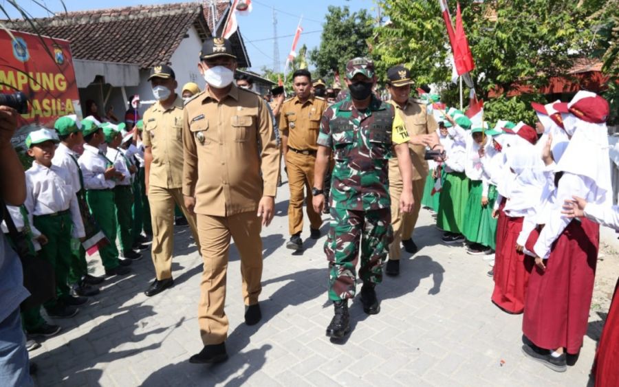 Luar Biasa, Antusias Warga Tunggunjagir Sambut Tim Wasev PJO TMMD 