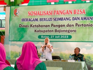 Manfaatkan Pekarangan dan Medsos Bupati Bojonegoro Ajak Warga Terapkan Pangan B2SA