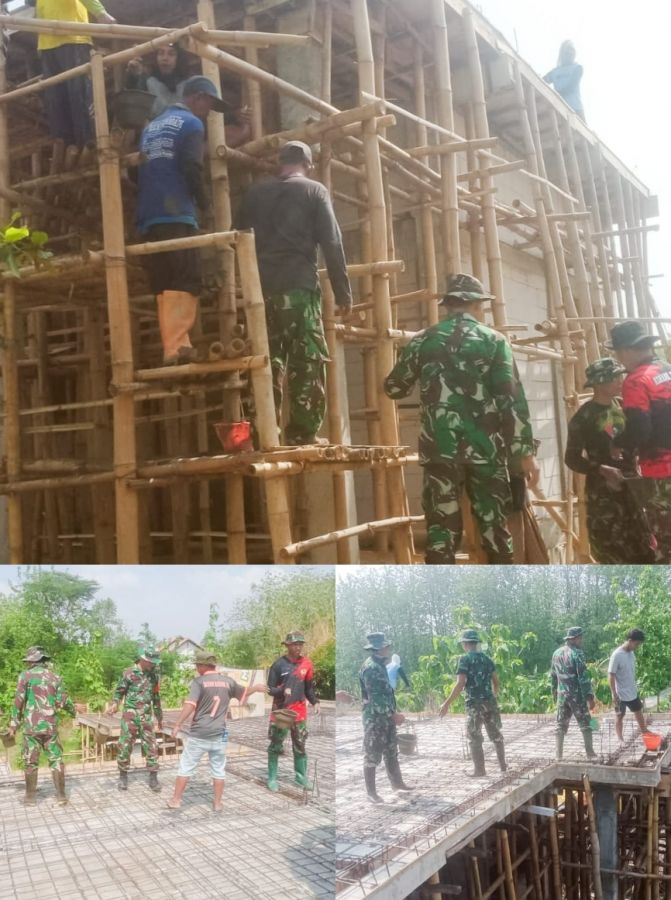 Manunggal dengan Rakyat, Babinsa Koramil Balen Kodim 0813 Bojonegoro bersama Warga Lengkong Cor Atap