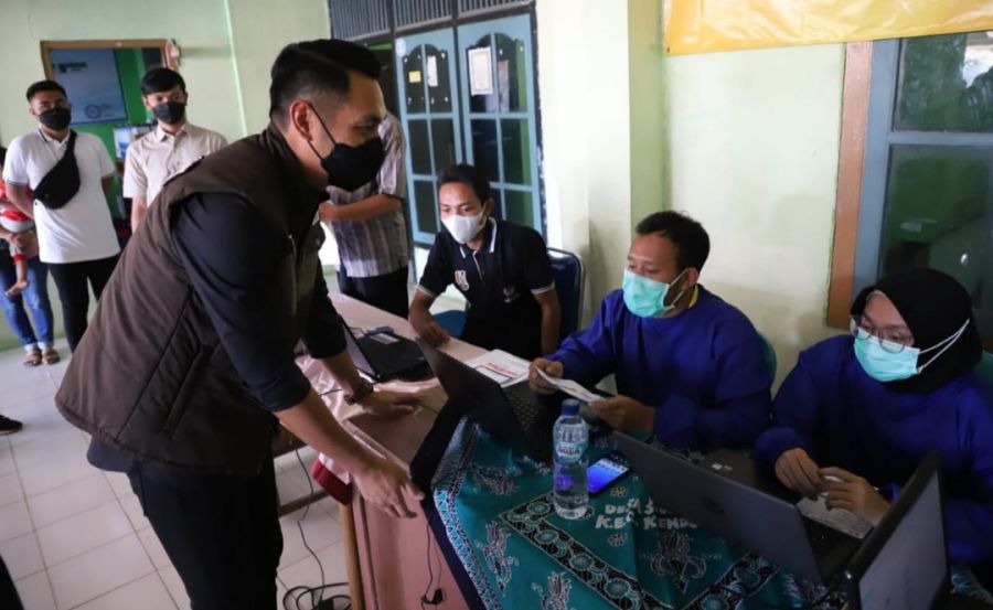 Mas Bupati Bersama Polres dan Damdim 0811/Tuban Lakukan Peninjauan Vaksinasi