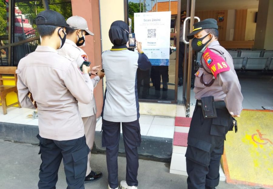 Mau Masuk ke Polres ? Siapkan Aplikasi PeduliLindungi