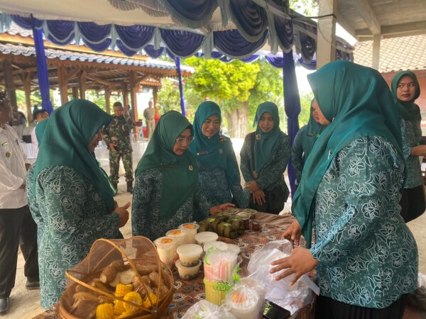 Nasi Gulung Kuliner Khas Wonocolo-Kedewan