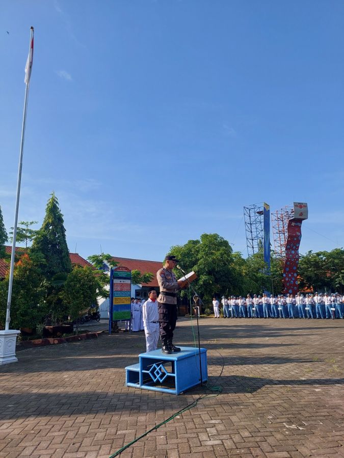 Ops. Keselamatan Semeru 2024, KBO Satbinmas Polres Bojonegoro Sampaikan Cara Berkendara yang Baik