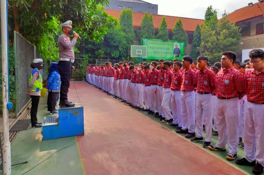 Ops. Zebra Semeru, Satlantas Polres Bojonegoro Sasar Sekolah