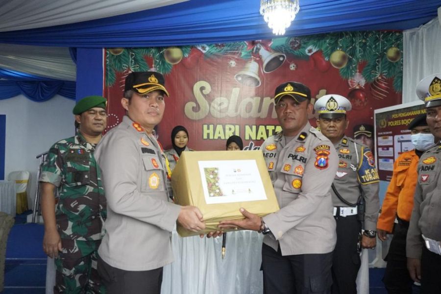 Pastikan Natal dan Tahun Baru Aman, Kapolres Bersama Dandim Bojonegoro Cek Pengamanan di Gereja