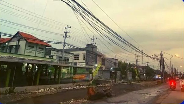 Pelabaran jalan Manyar Gresik Akan Masuk Tender Lelang