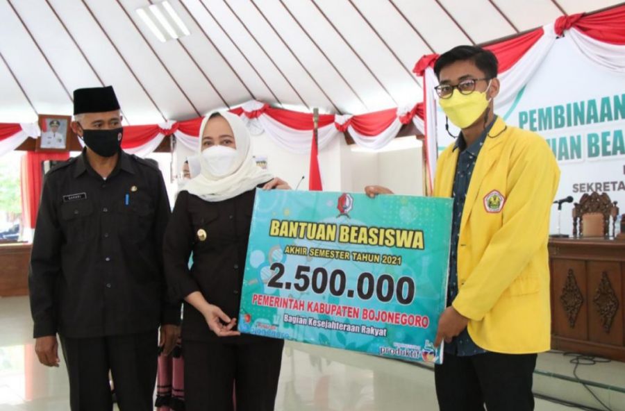 Pemkab Bojonegoro Beri Beasiswa Tugas Akhir, Mahasiswa: Sangat Bermanfaat Bagi Kami