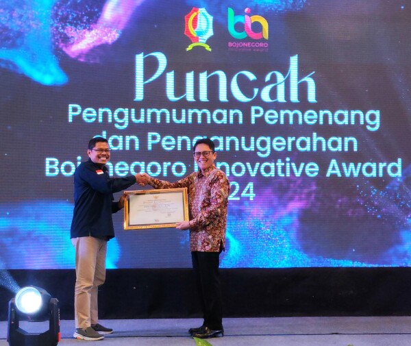 Pemkab Bojonegoro Beri Penghargaan Para Inovator di Ajang BIA 2024