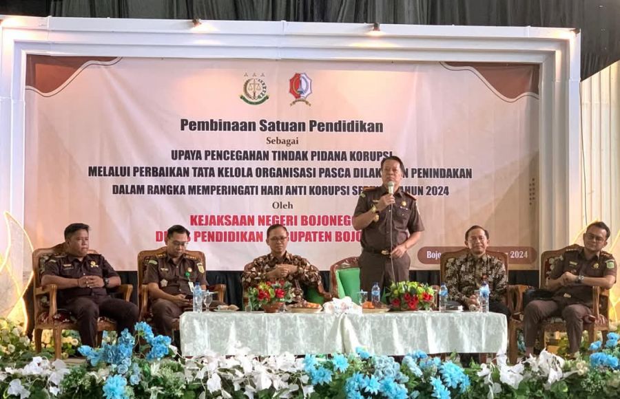 Pemkab Bojonegoro dan Kejaksaan Negeri Gelar Pembinaan Bagi Pengelola Satuan Pendidikan