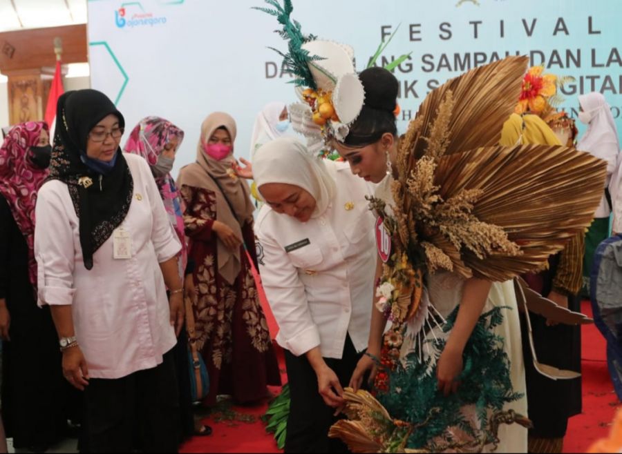 Pemkab Bojonegoro Launching Bank Sampah Digital dan Programkan 1 Desa 1 Bank Sampah 