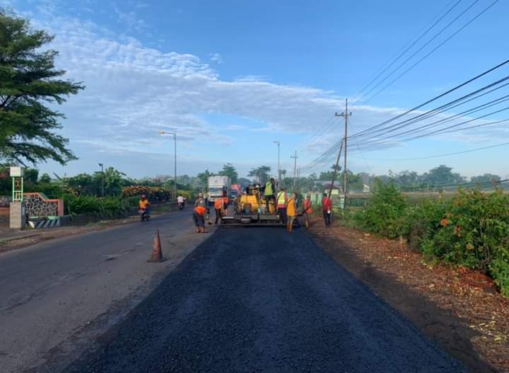 Pemkab Bojonegoro Lebarkan Jalan Nasional Sepanjang 20 Kilometer