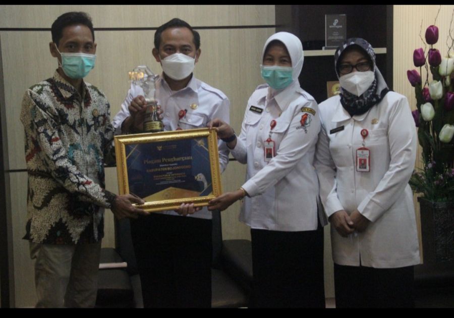 Pemkab Bojonegoro Raih Penghargaan Keterbukaan Publik di Ajang KI Award 2021
