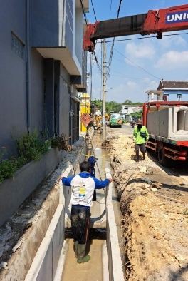 Pemkab Bojonegoro Revitalisasi Trotoar Lima Titik Rampung Oktober 2023, Pembangunan Ayuk Diterusno