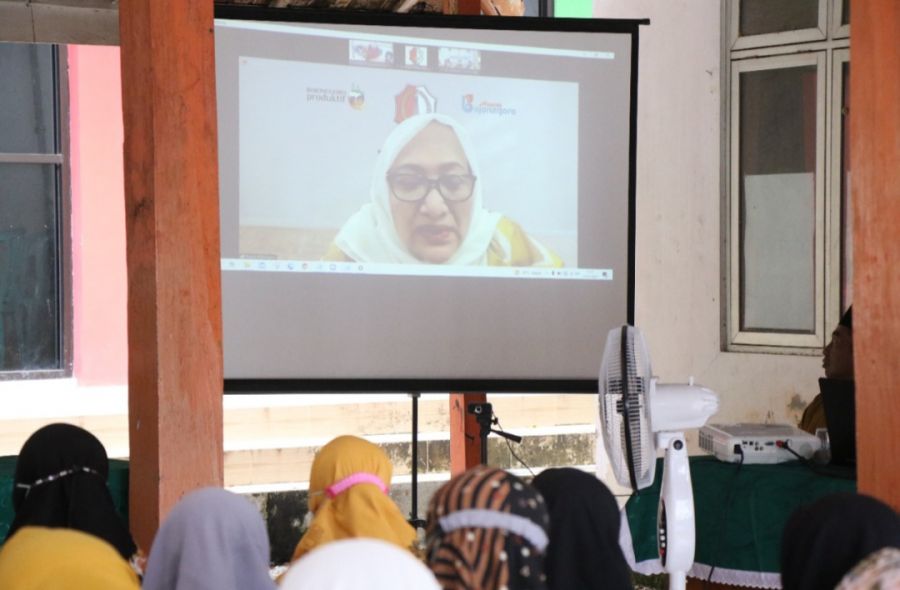 Pemkab Bojonegoro Tangkap Peluang Ekonomi Melalui Pelatihan Kerajinan Pelepah Pisang