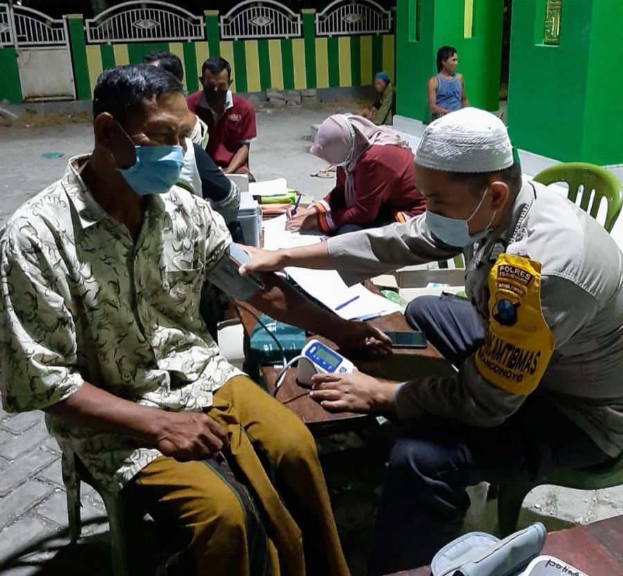 Pemuda Ini Selalu Antusias Mengikuti Vaksinasi, Namun Selalu Gagal Disuntik Vakson Booster. Ada Apa?