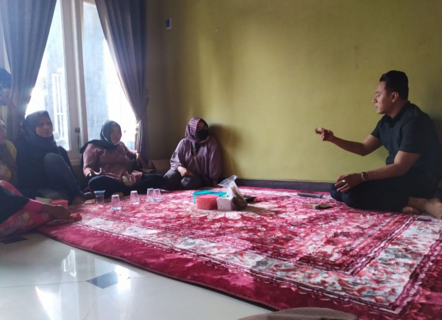 Penanganan Perkara Lambat, Warga Tluwe Wadul Kuasa Hukum