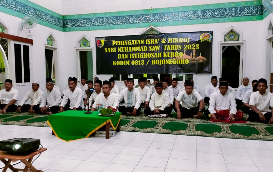 Peringatan Isra Mi'raj 1444 Hijriyah, Anggota Kodim 0813 Bojonegoro ikuti Istighosah Kubro