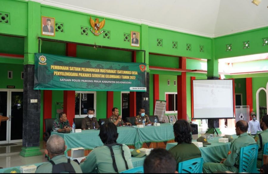 Persiapan Pilkades 2022, Pemkab Bojonegoro Gelar Pembinaan Satlinmas 